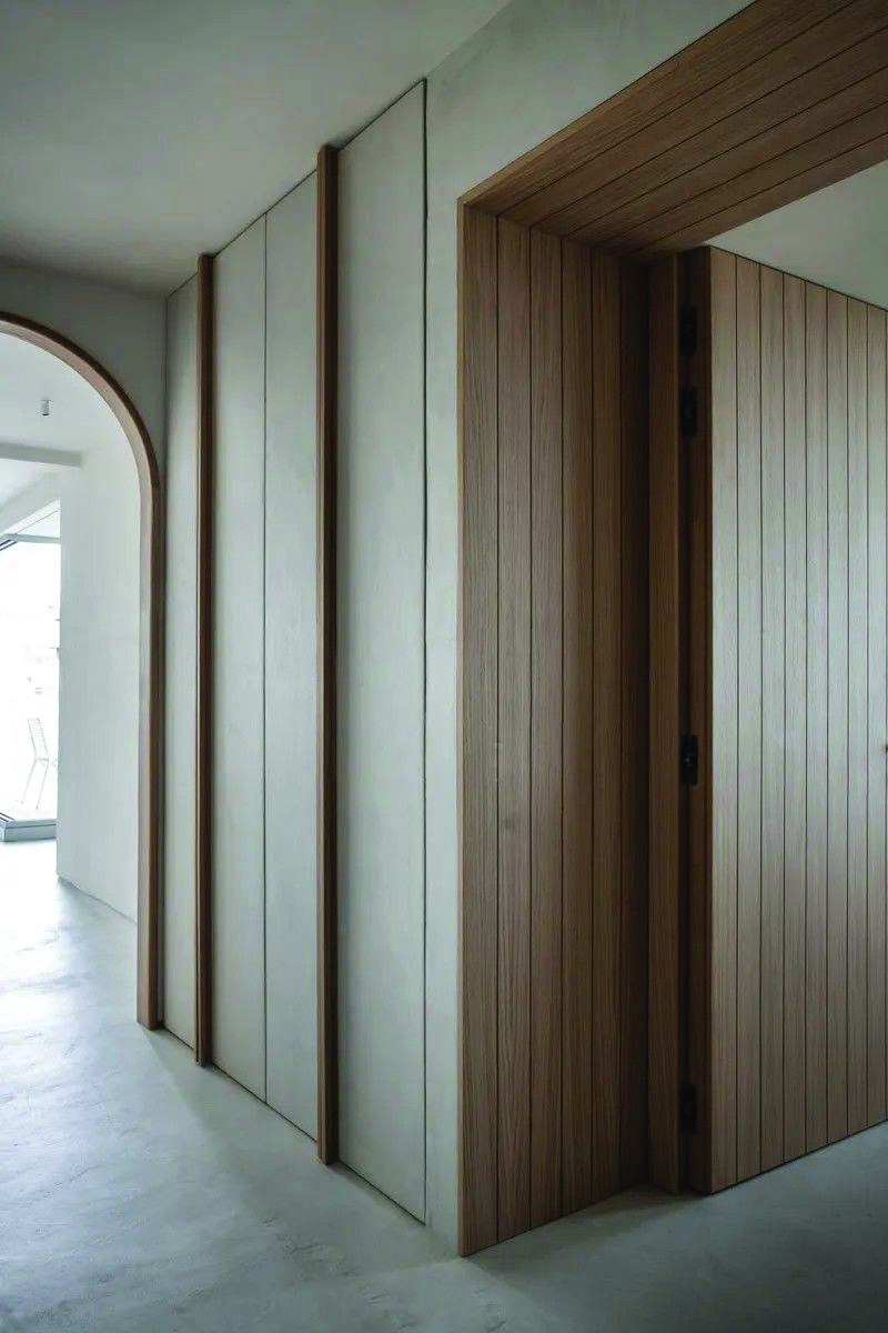 Essence door by DEVALKO