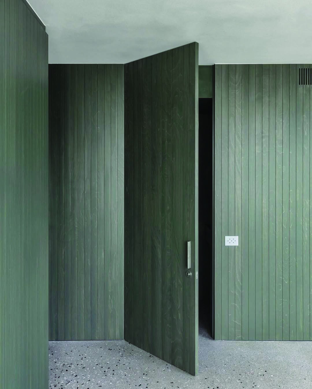 Veneer & laminate by Devalko
